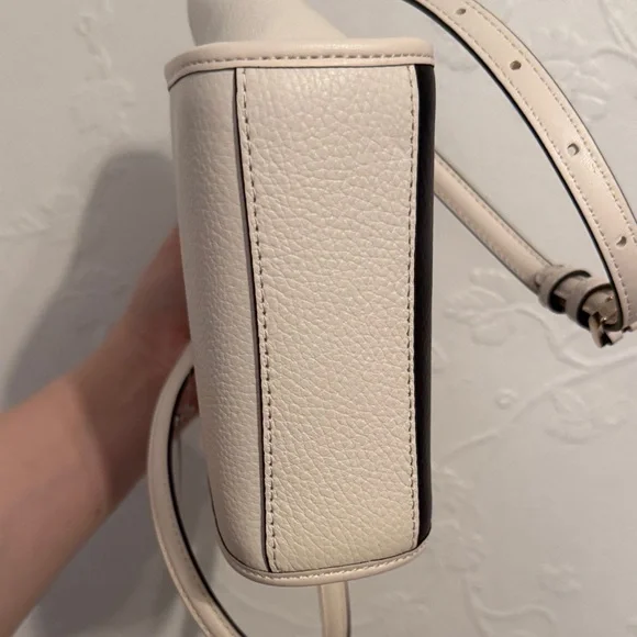 Kate Spade Hello Kitty Mini Tote Bag - Picture 3 of 3